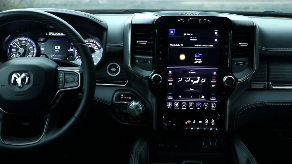 2019 Dodge 1500 interior