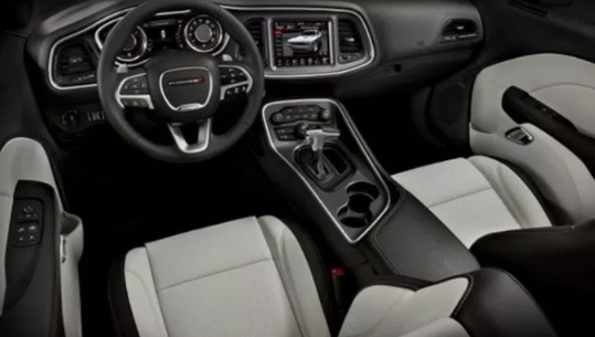 2019 Dodge Charger Scat Pack Interior