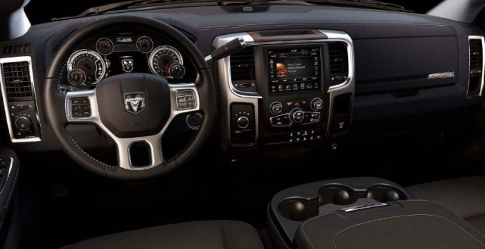 2020 Dodge Heavy Duty Interior