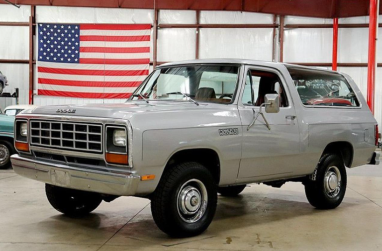 2022 Dodge Ramcharger Engine