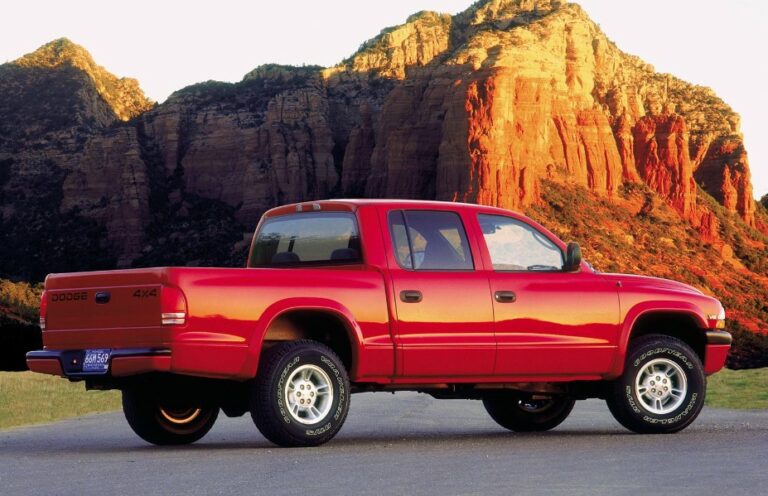 2025 Dodge Dakota Exterior