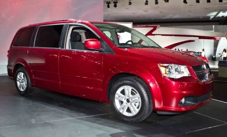 2025 Dodge Grand Caravan Exterior