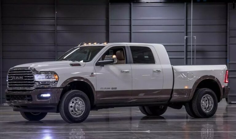 2025 Dodge Ram 2500 Exterior