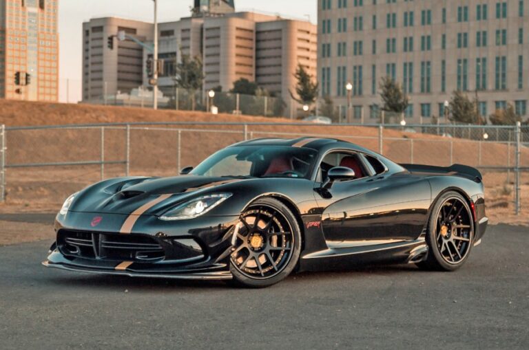 2025 Dodge Viper Exterior