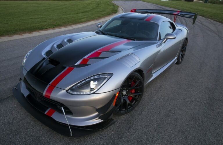 2025 Dodge Viper Exterior