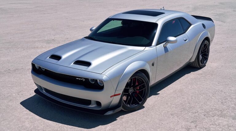 2025 Dodge Challenger SRT Features