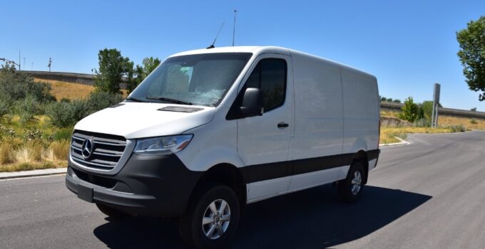 2025 Dodge Sprinter Cargo Van MPG