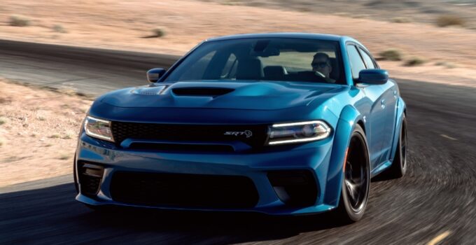 2025 Dodge Charger SRT Hellcat Widebody Pictures