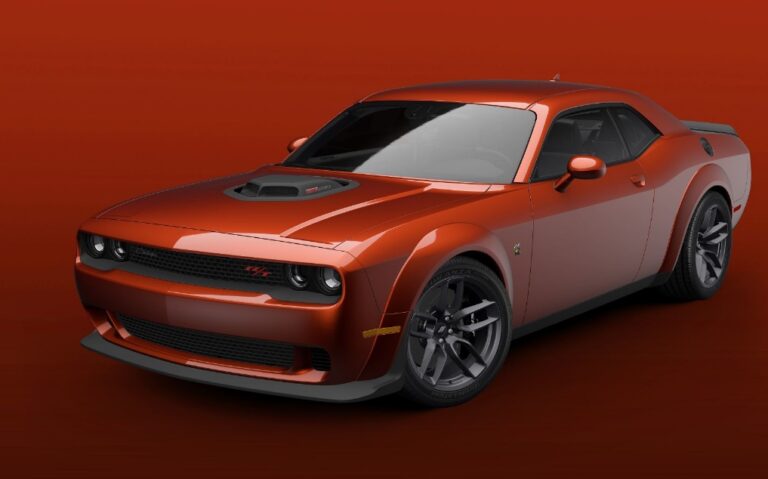 2026 Dodge Challenger RT Scat Pack Pictures