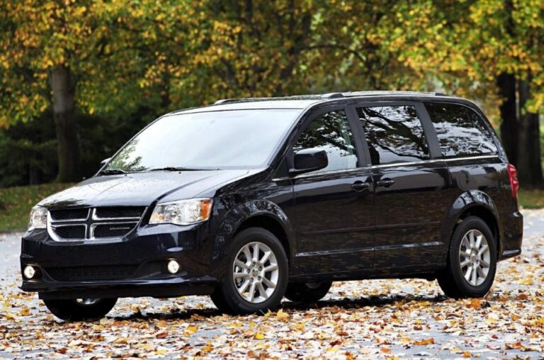 2026 Dodge Grand Caravan Pictures