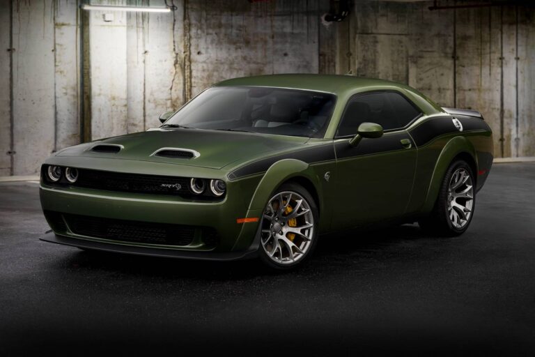 2026 Dodge Challenger SRT Hellcat Widebody Jailbreak: Uncaging the Beast